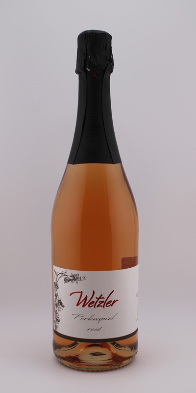 <br>Perlenspiel Rosé - schäumendes Getränk aus entalkoholisiertem Wein<br>